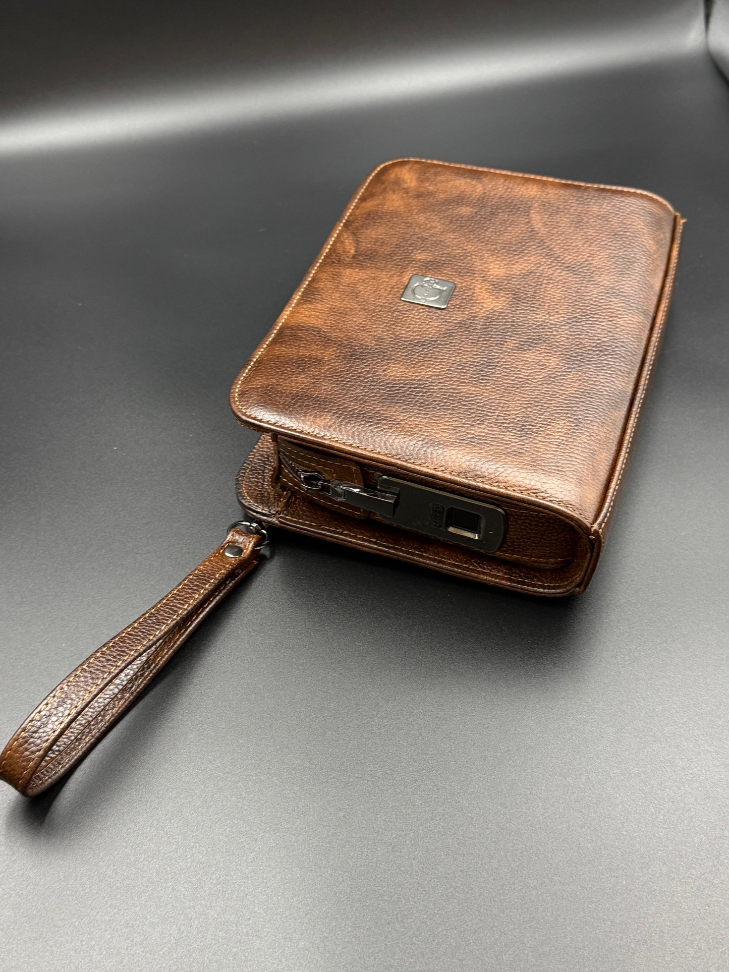 VELATRO Parmak İzi İle Açılan Hakiki Deri Karma Kahve Kare Çanta