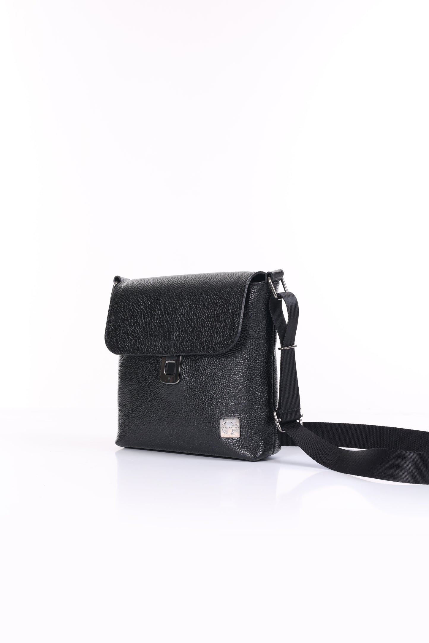 CAVERO Parmak İzi İle Açılan Hakiki Deri Siyah Askılı 3 Bölmeli Çanta