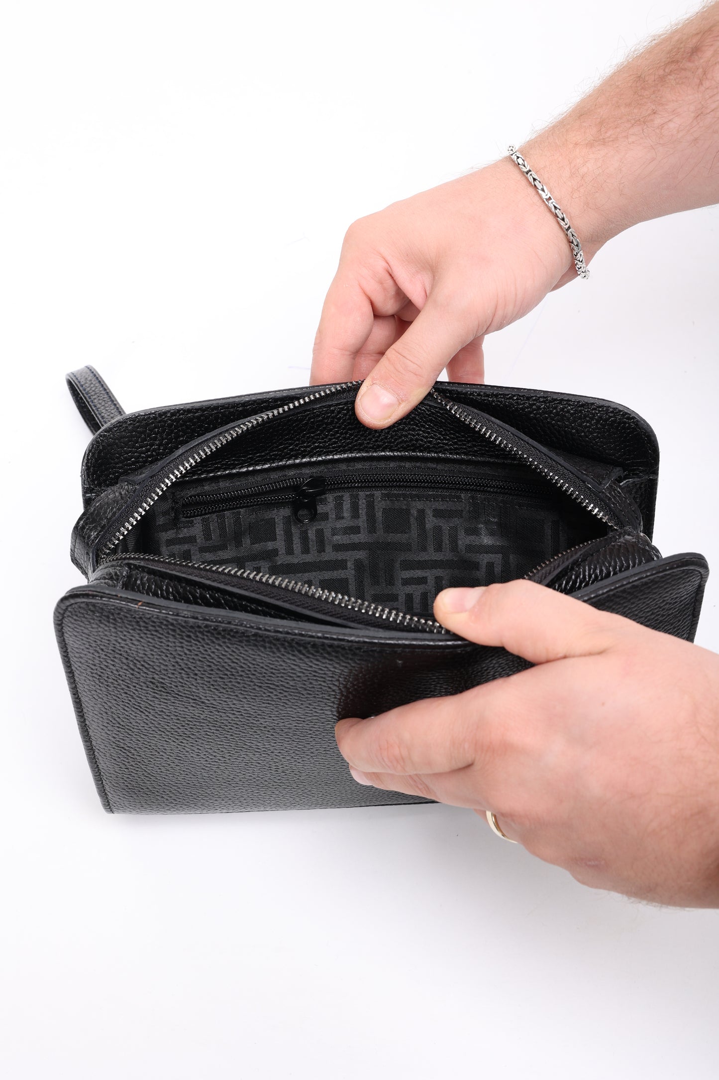 VELATRO Parmak İzi İle Açılan Hakiki Deri Siyah Kare Çanta