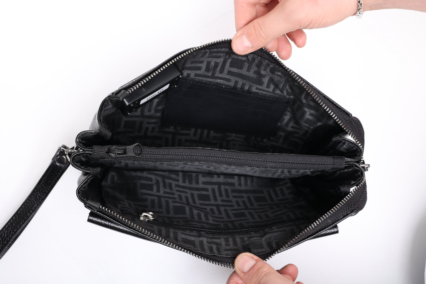 VELÜX Parmak İzi İle Açılan Hakiki Deri 5 Bölmeli Siyah Çanta