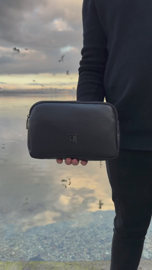 Parmak İzli Caripetra Lacivert Oval Çanta